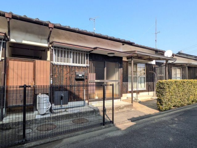 松前町学校前借家Iの外観画像