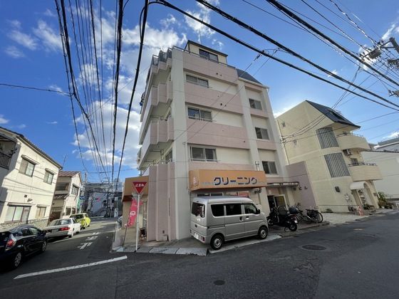 幹ビルの外観画像