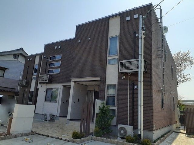 シーサイド I.O 1階の外観画像