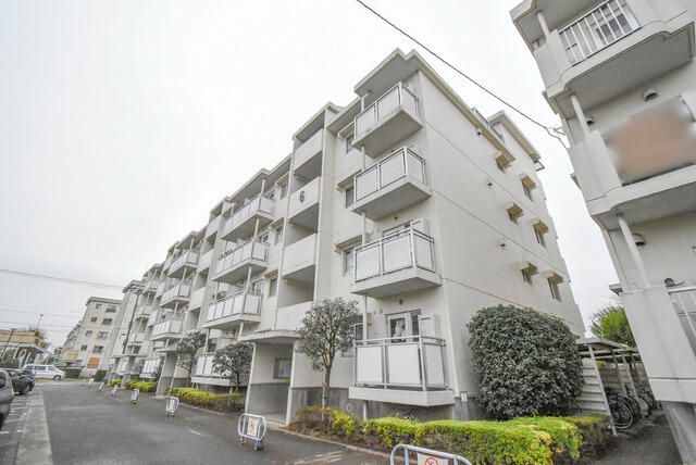 UR富士見台6号棟402号室の外観画像