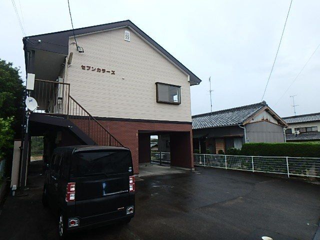 セブンカラーズの外観画像