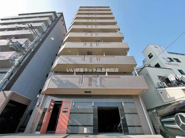 ヴェリテ新大阪の外観画像