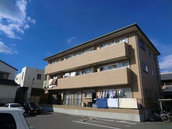 フォブール西市の外観画像