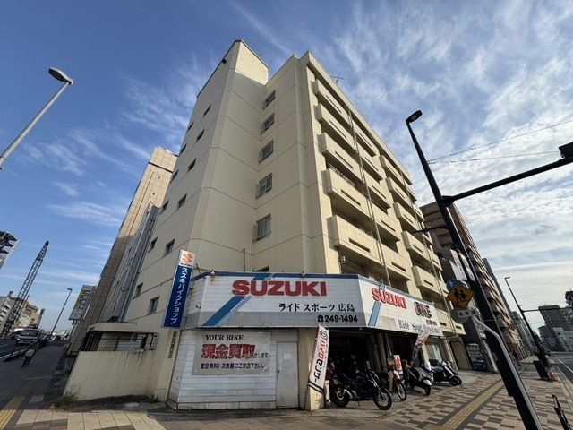 下井田マンションの外観画像
