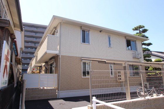 リリーズ Bの外観画像