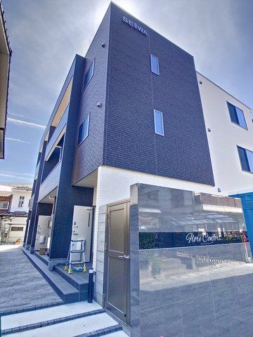 フローラ・コンフォールの外観画像