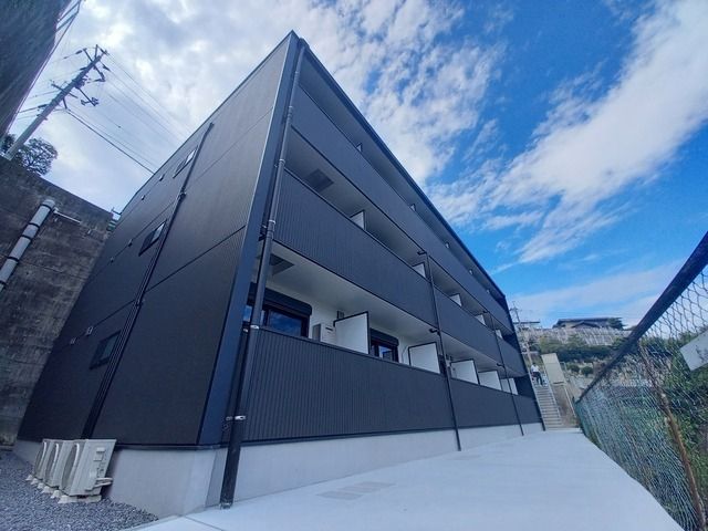 セブンプロート三滝本町の外観画像