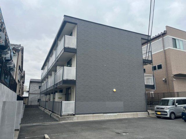 レオパレス御厨EASTの外観画像