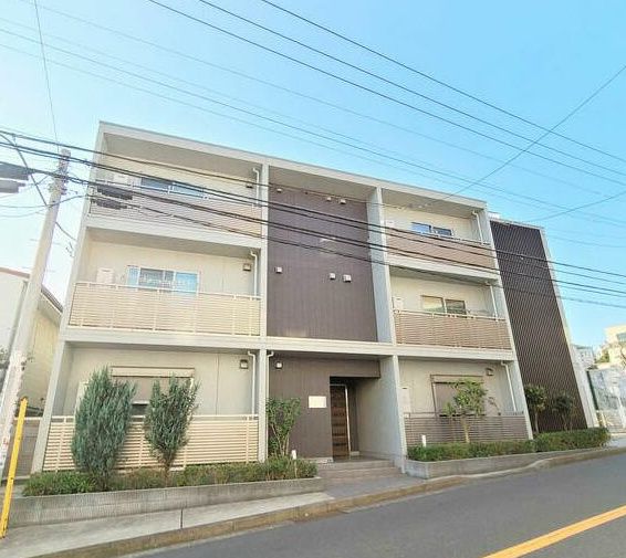 プランドール横浜の外観画像
