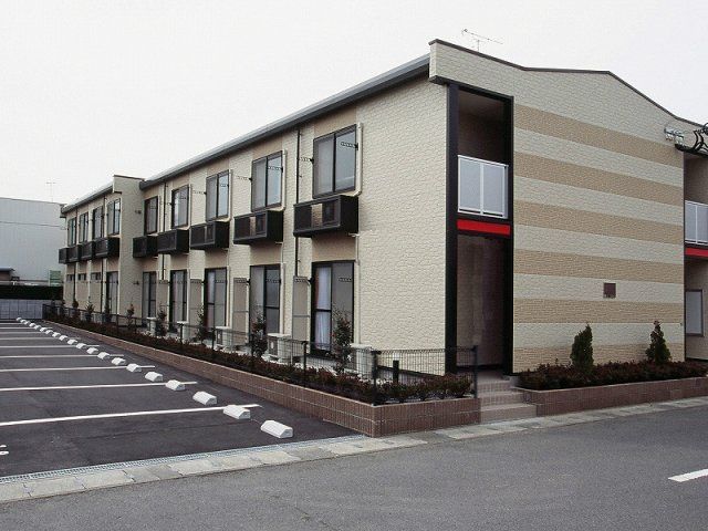 レオパレスグリーン ウッドの外観画像