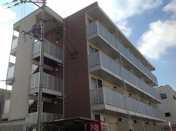 レオパレスFuminの外観画像