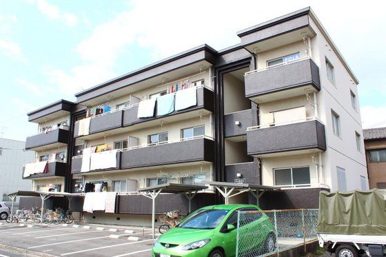 シャルマン東高須の外観画像