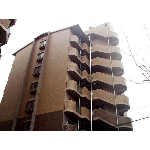 ファミーユ南摂津の外観画像