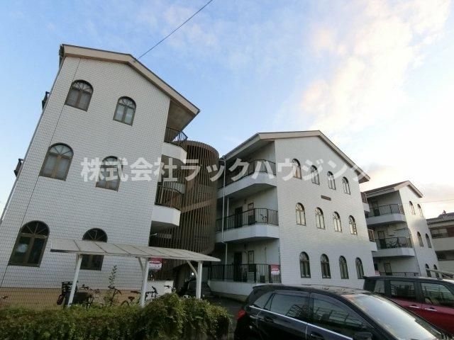 川口第一マンションの外観画像
