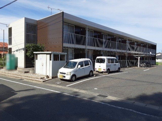 レオパレスK&Mの外観画像