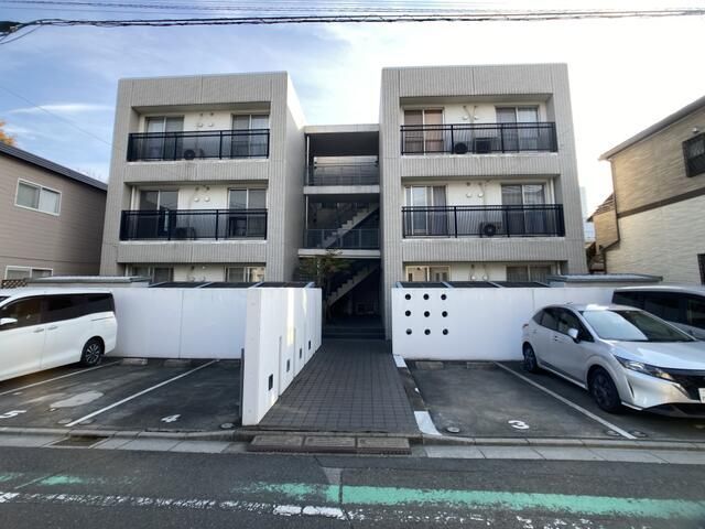 グランファミリエ大宮の外観画像