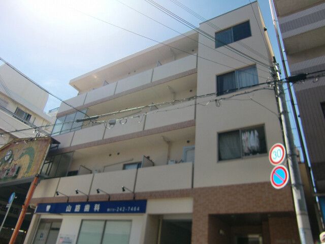 ビリオン日暮の外観画像