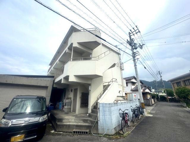 レオハイツの外観画像