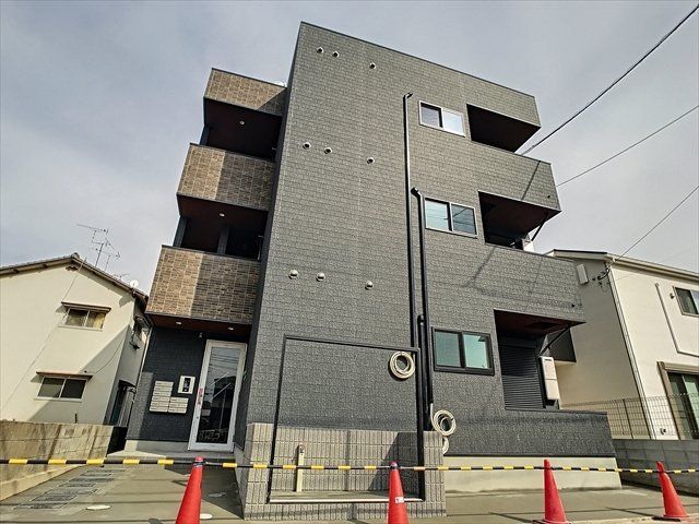 アップスタンドの外観画像