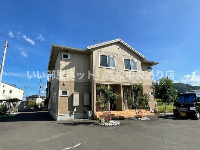 御所アリビオ A棟の外観画像