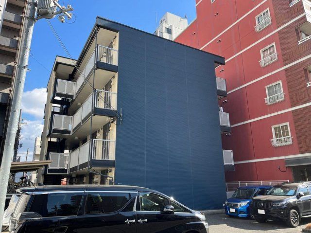 レオパレスラピスラズリ高井田の外観画像