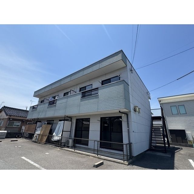 レックハウス クィーンズ・コートの外観画像