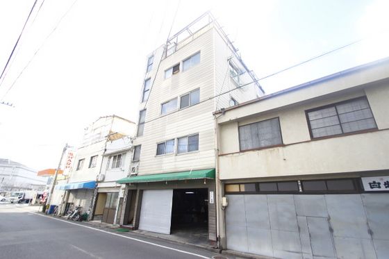 生駒ビルの外観画像
