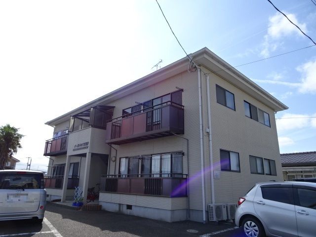 イーストハイツ岡田の外観画像