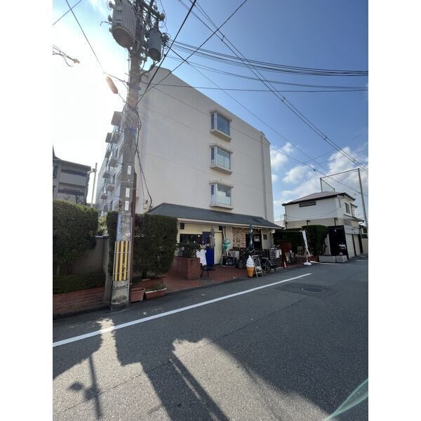 シャンボールメゾン曽根の外観画像