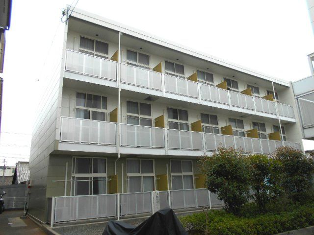 レオパレスアルバⅡの外観画像