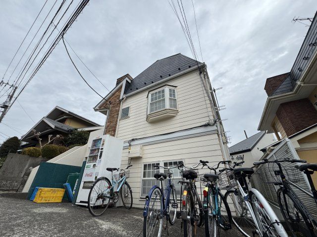 サラーム烏山の外観画像