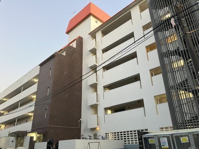 マンション駒場の外観画像