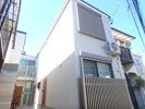 アガルイエ岸町の外観画像