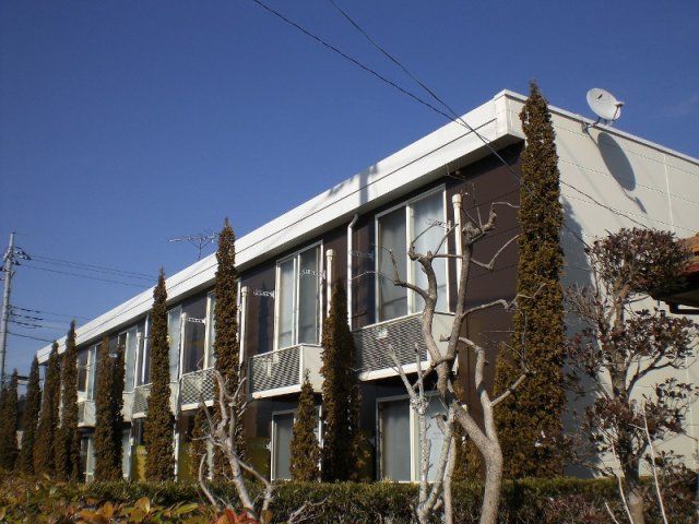レオパレスシャルマンの外観画像
