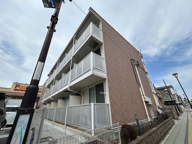 レオパレスアルテア日進の外観画像