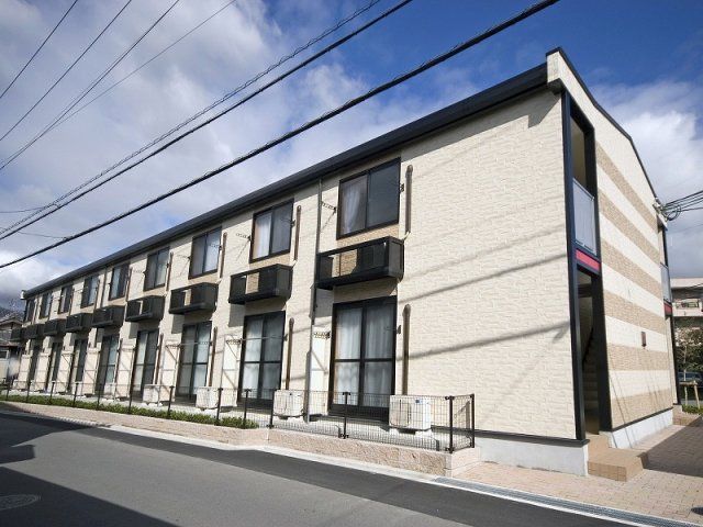 レオパレスアルカンシェル藤阪の外観画像