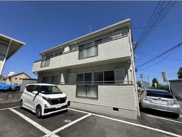 西島ハイツの外観画像
