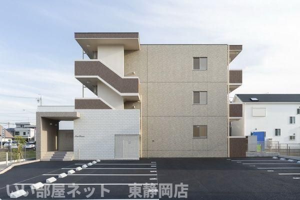 ラウト ディノッゾの外観画像