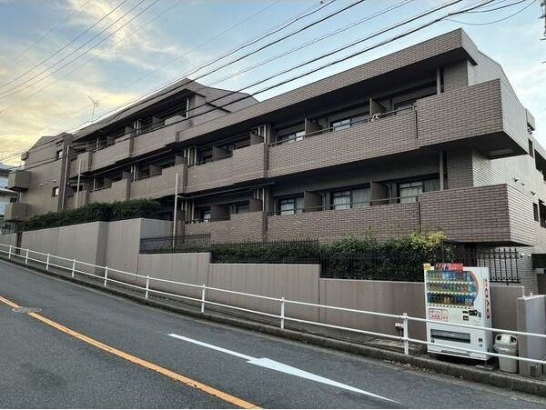 パティオ101の外観画像