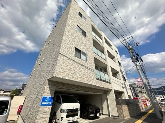 スクエア西原の外観画像