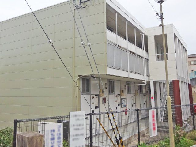 レオパレスメゾン ラフィーネの外観画像
