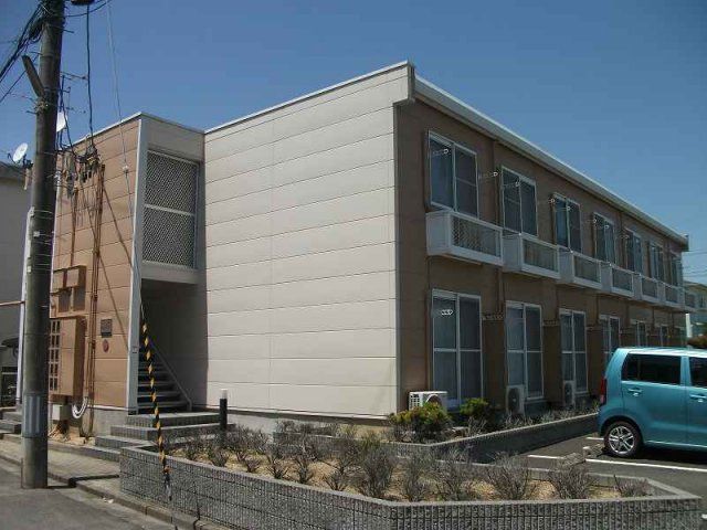 レオパレスレオパークの外観画像