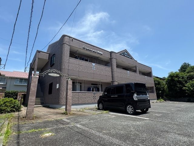 Grand Field 参番館の外観画像