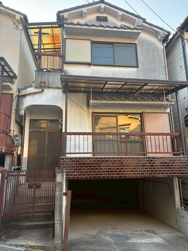 東大阪日下町7丁目戸建ての外観画像