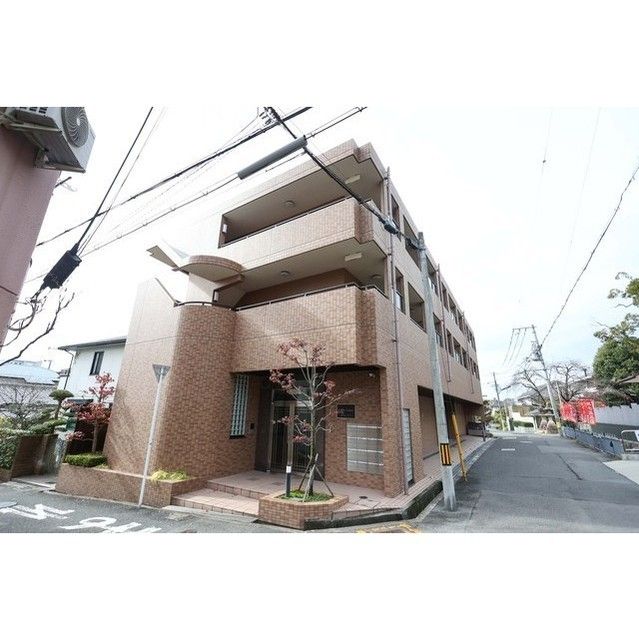 カームコートの外観画像