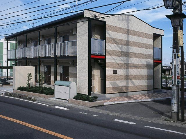 レオパレスTIARAの外観画像