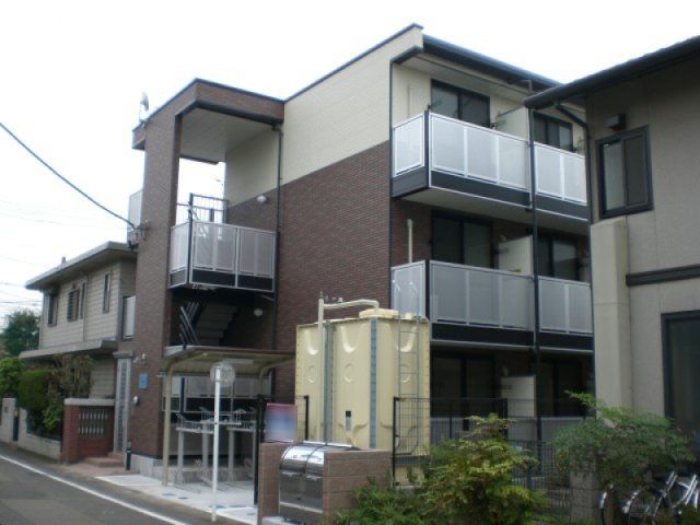 レオパレスHIMAWARIの外観画像