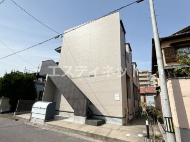 starrobe.の外観画像