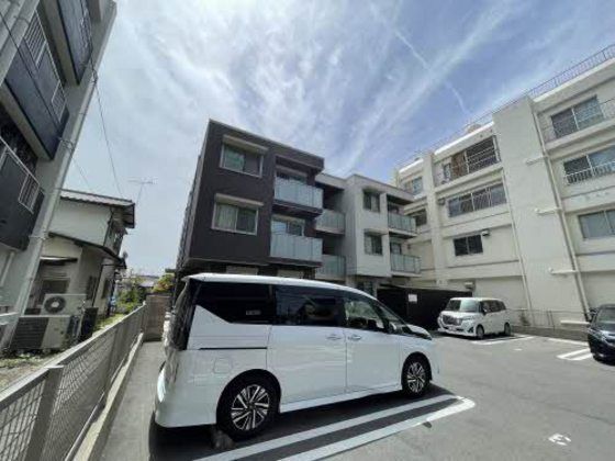 W&Bの外観画像