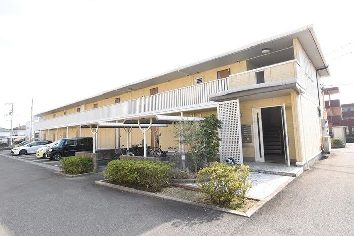 リビングタウン高松中央 B棟の外観画像